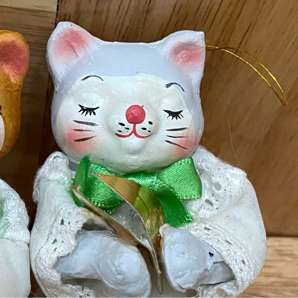 3 Vintage Anthropomorphic Cats Caroling Carolers Christmas Ornaments - Picture 4 of 8